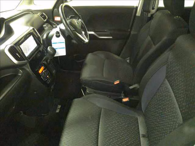 MITSUBISHI DELICA D:2