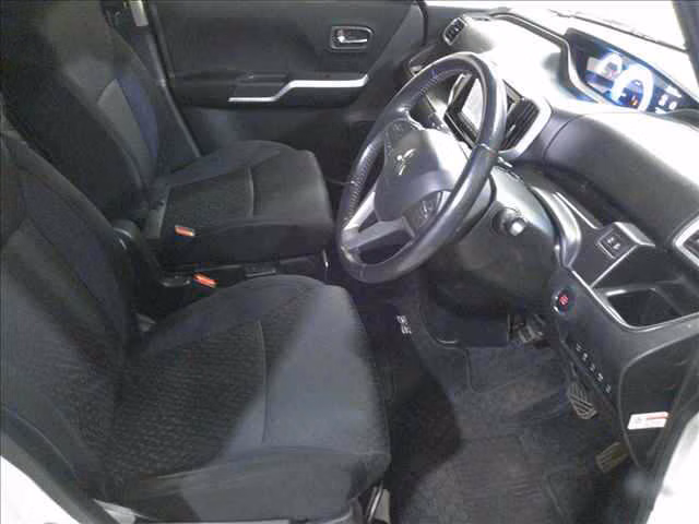 MITSUBISHI DELICA D:2