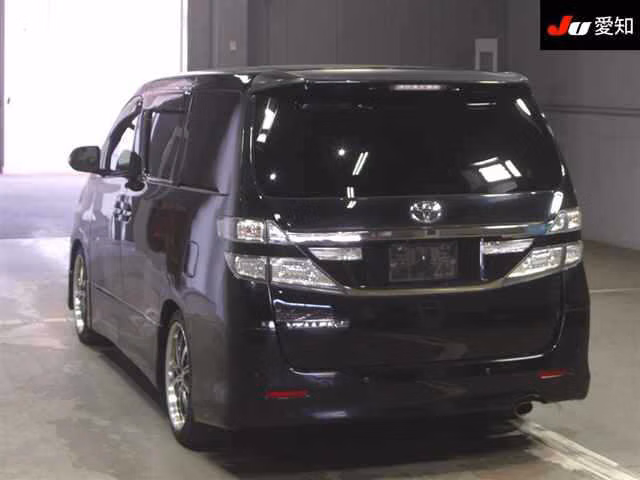 TOYOTA VELLFIRE