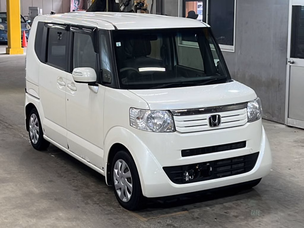 HONDA N-BOX