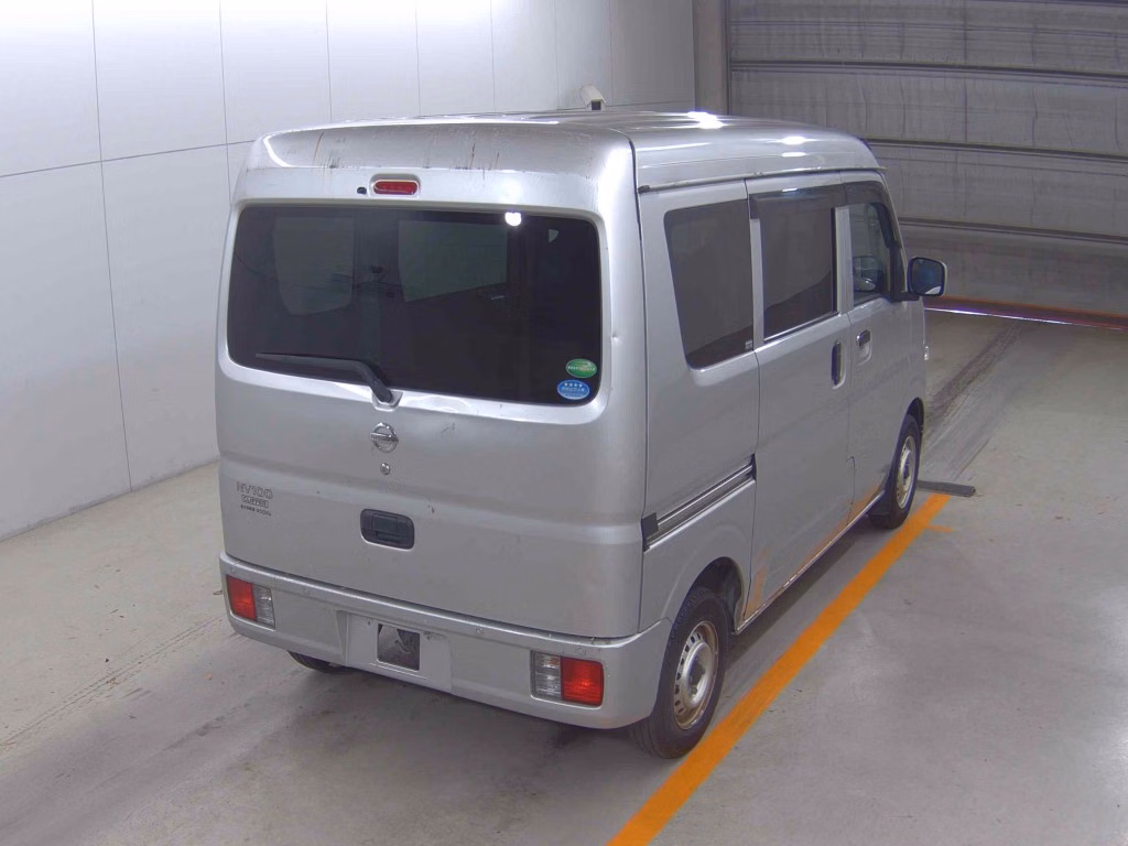 NISSAN NV100 CLIPPER