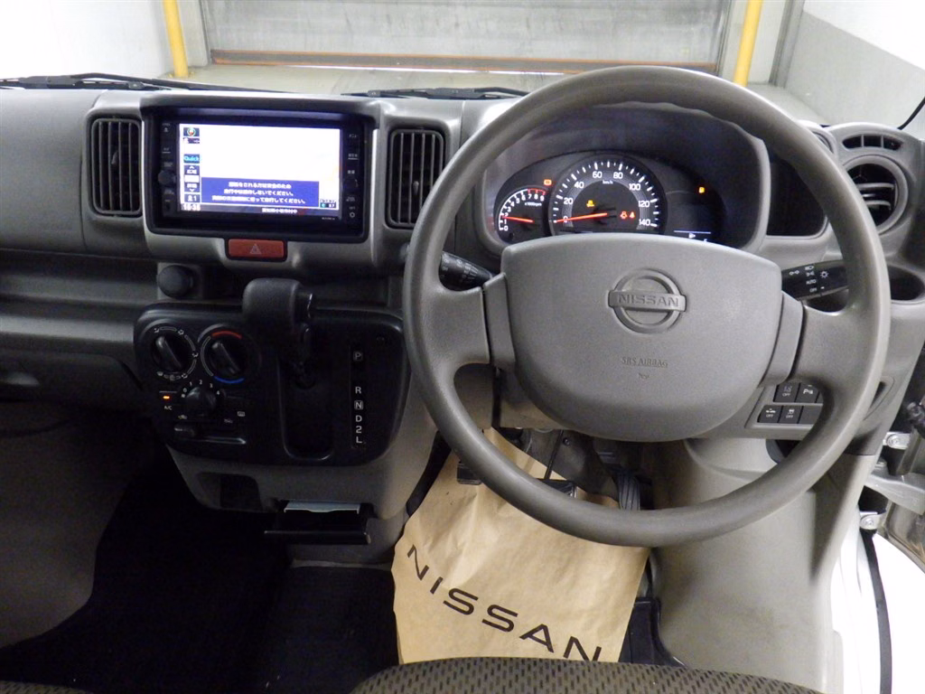 NISSAN NV100 CLIPPER