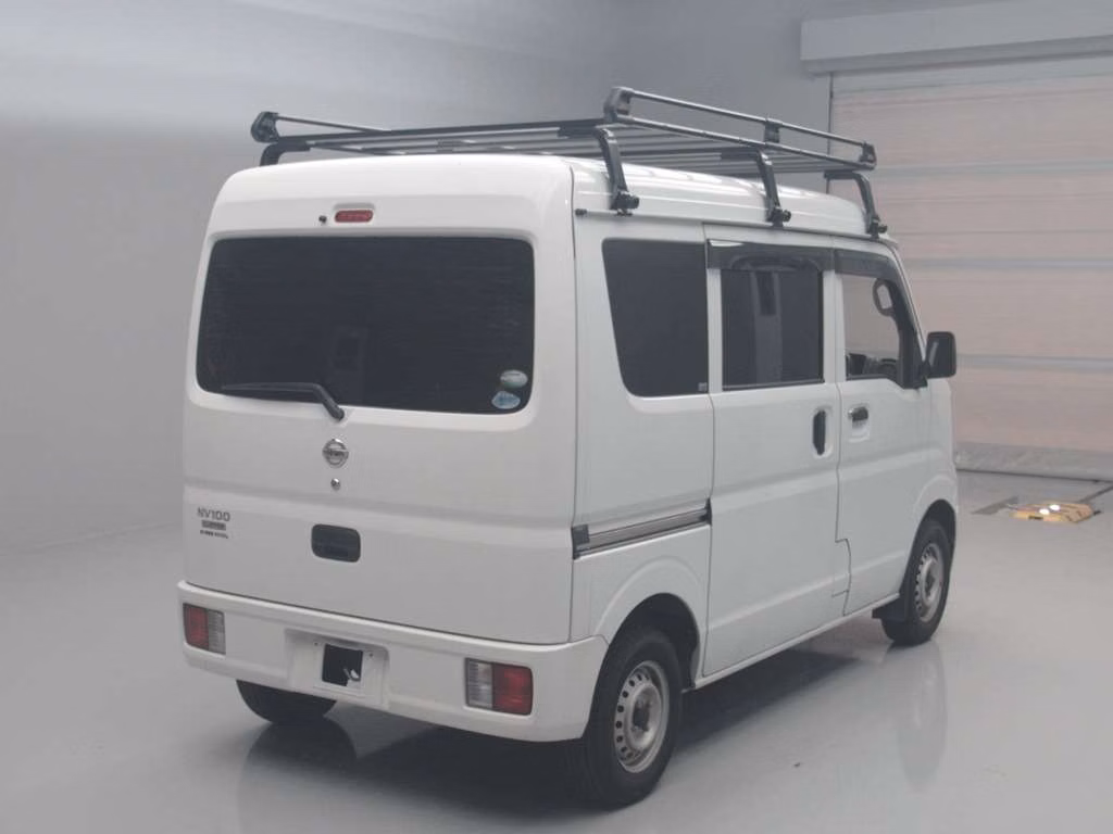 NISSAN NV100 CLIPPER