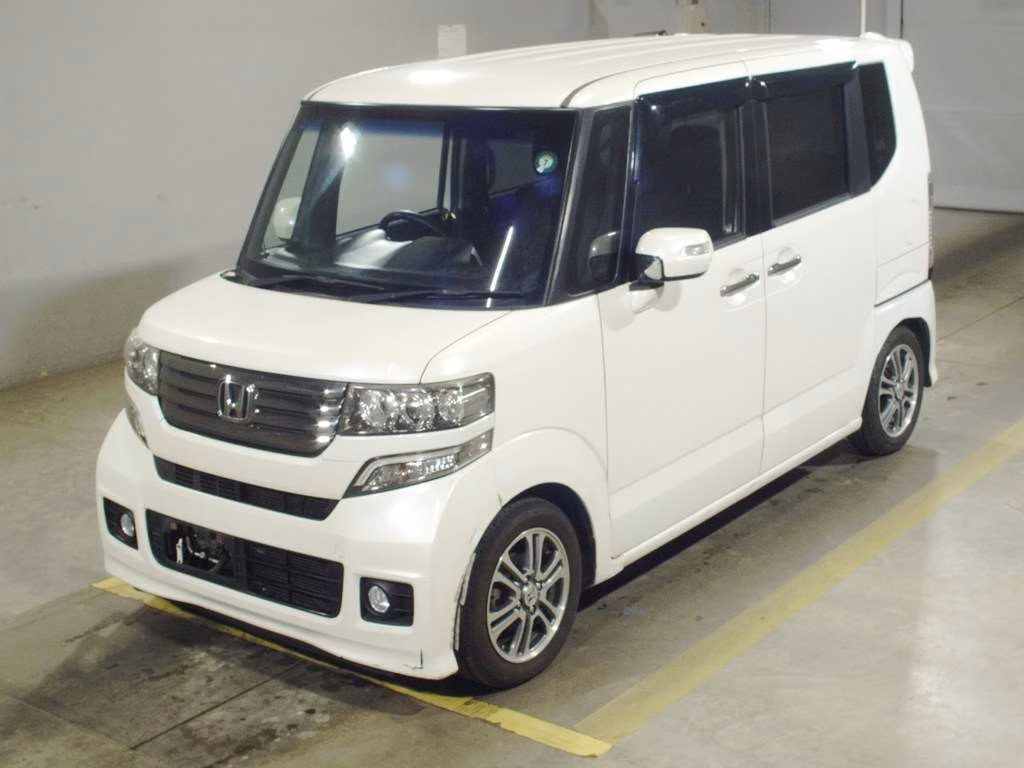 HONDA N-BOX