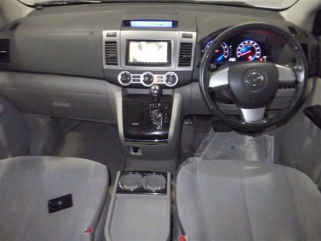 MAZDA MPV