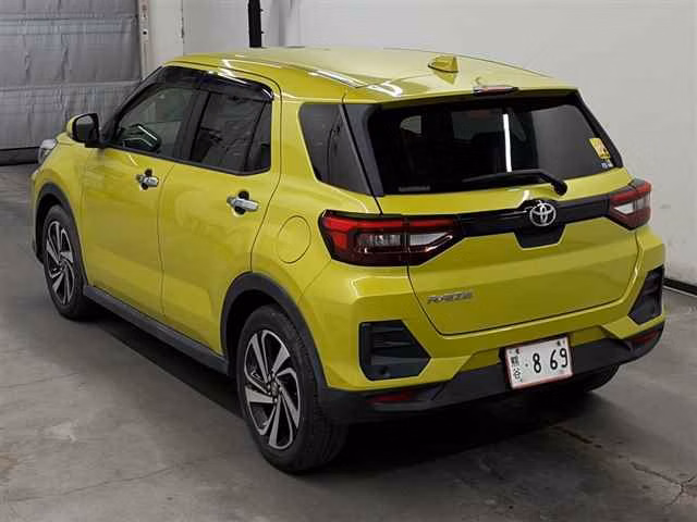 TOYOTA RAIZE
