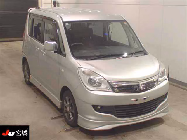 MITSUBISHI DELICA D:2