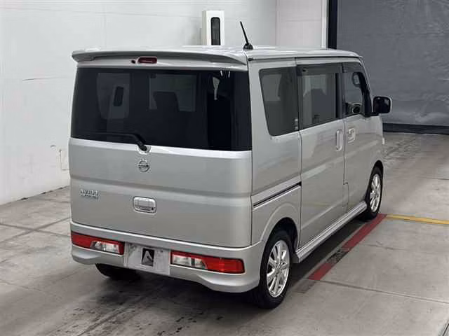 NISSAN NV100 CLIPPER