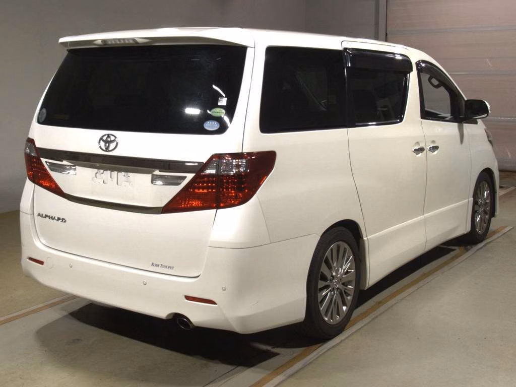 TOYOTA ALPHARD