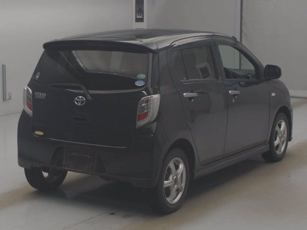 TOYOTA PIXIS EPOCH