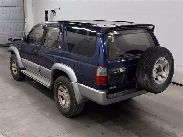 TOYOTA HILUX SURF