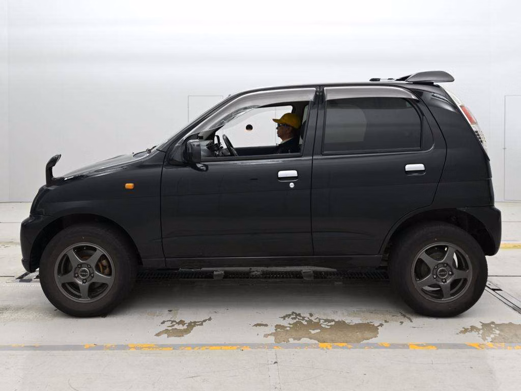 DAIHATSU TERIOS KID