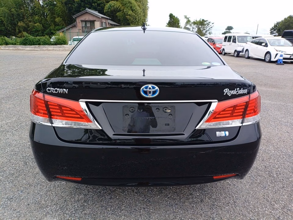 TOYOTA CROWN