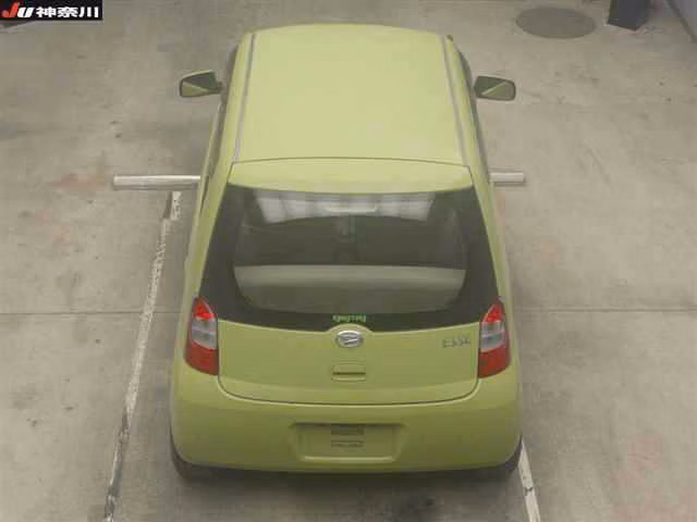 DAIHATSU ESSE