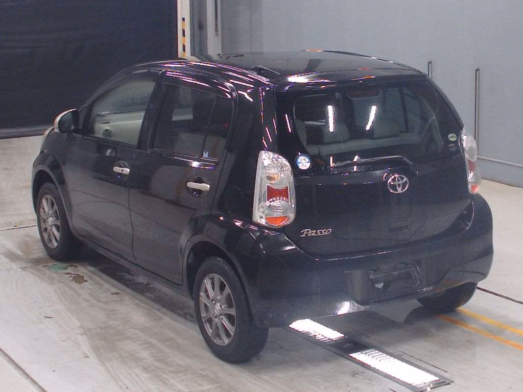 TOYOTA PASSO