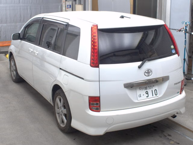 TOYOTA ISIS
