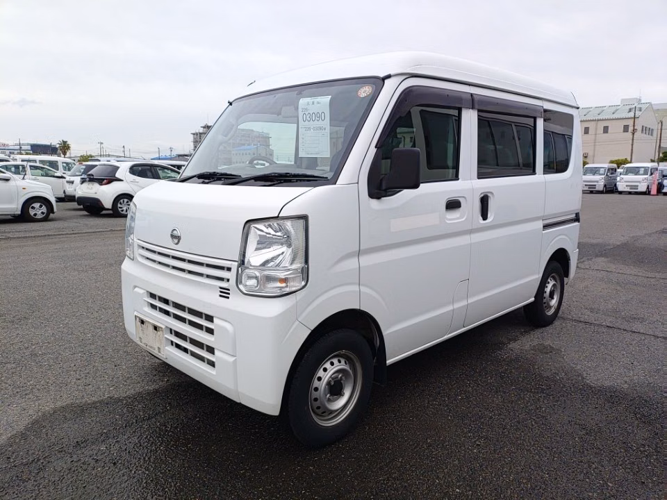 NISSAN NV100 CLIPPER