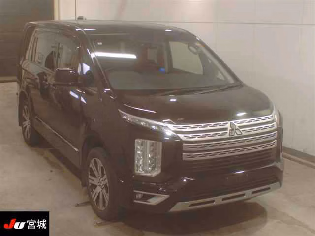 MITSUBISHI DELICA D:5