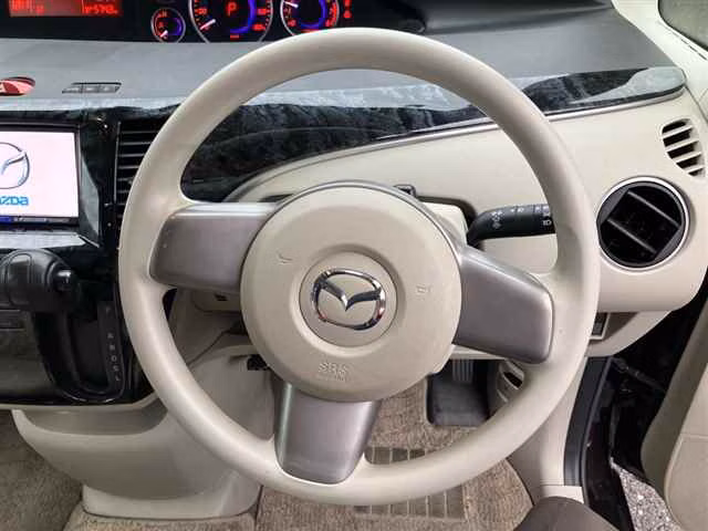 MAZDA BIANTE