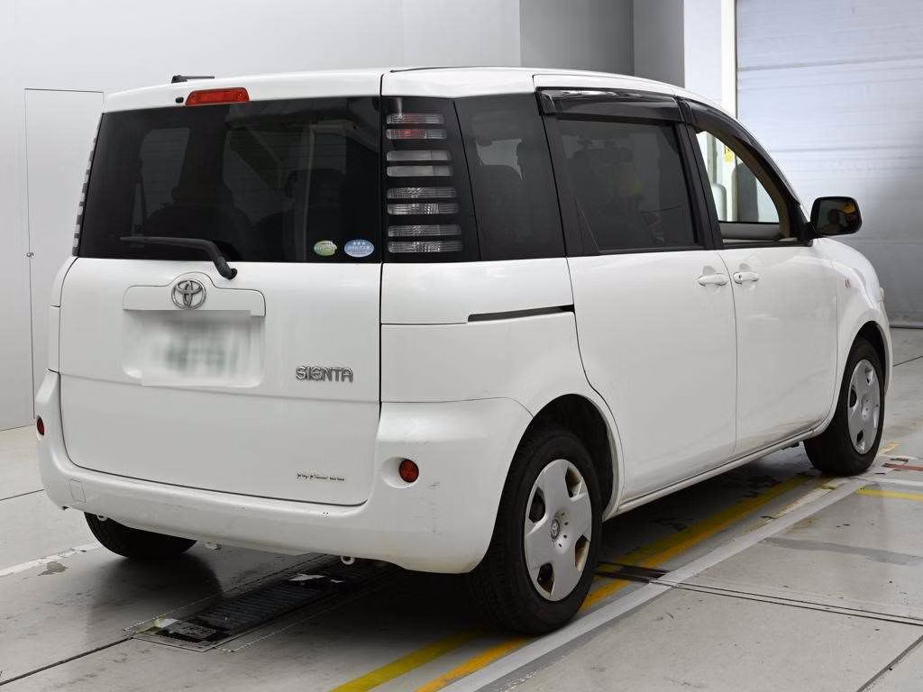 TOYOTA SIENTA