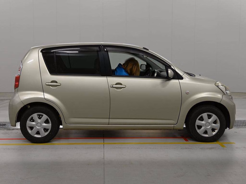 TOYOTA PASSO