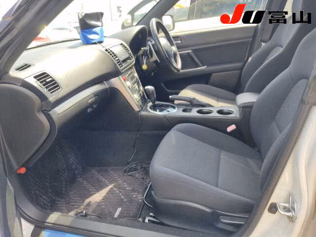 SUBARU LEGACY
