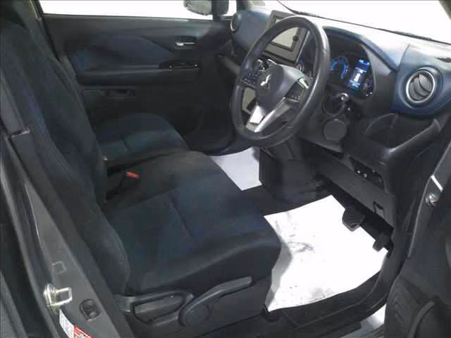 MITSUBISHI EK X