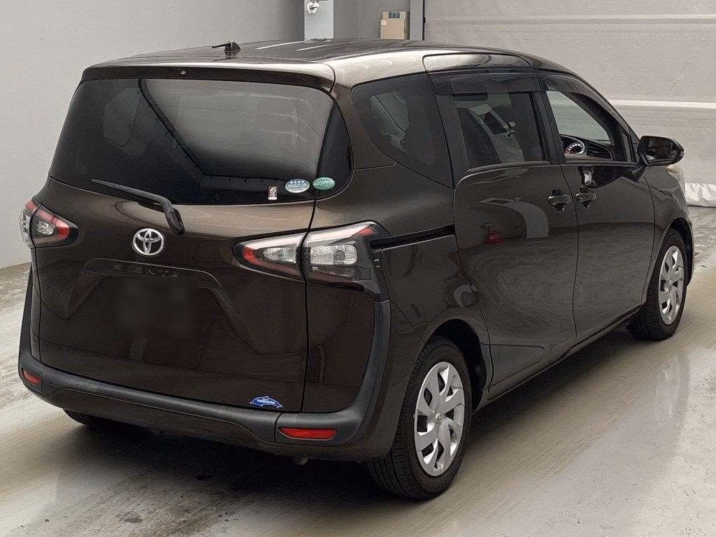 TOYOTA SIENTA