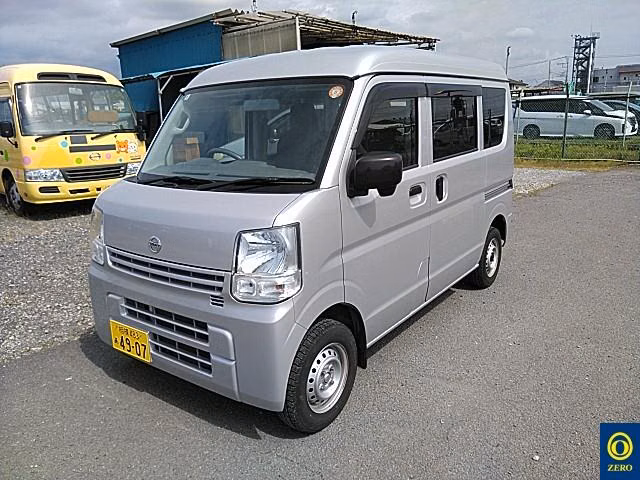 NISSAN NV100 CLIPPER