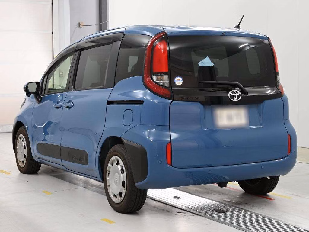 TOYOTA SIENTA