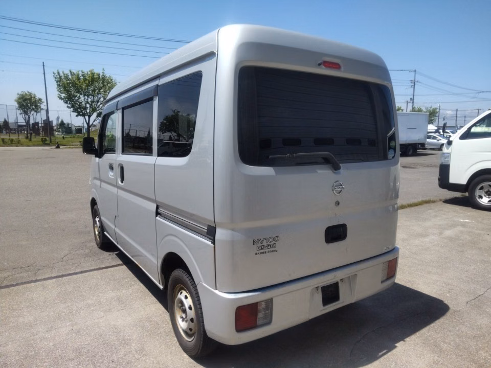 NISSAN NV100 CLIPPER