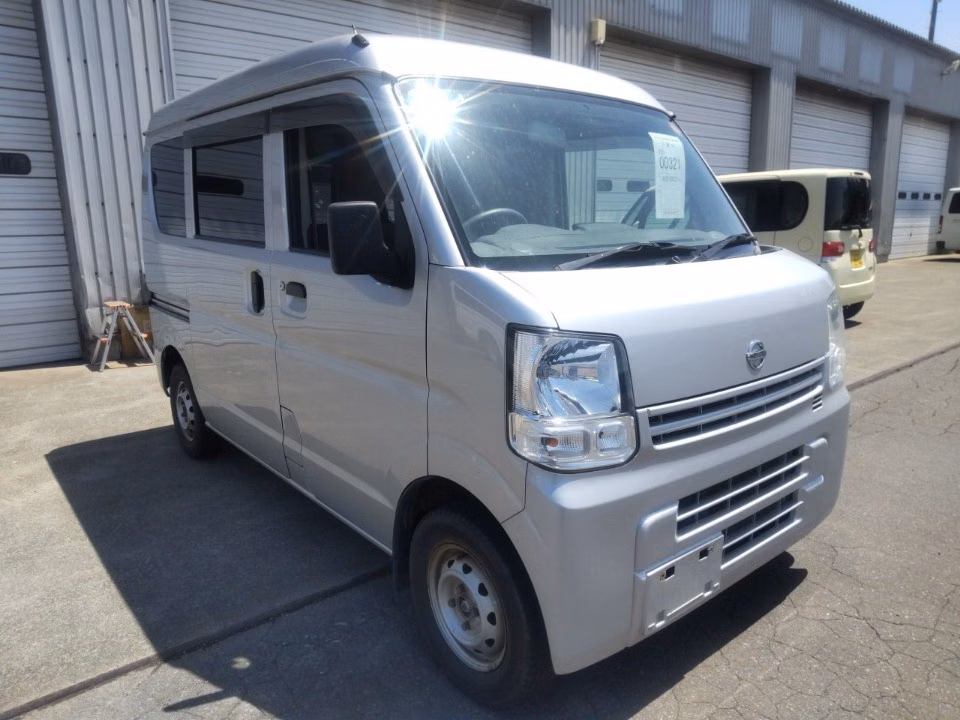 NISSAN NV100 CLIPPER