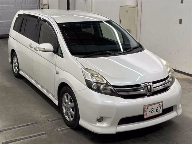 TOYOTA ISIS