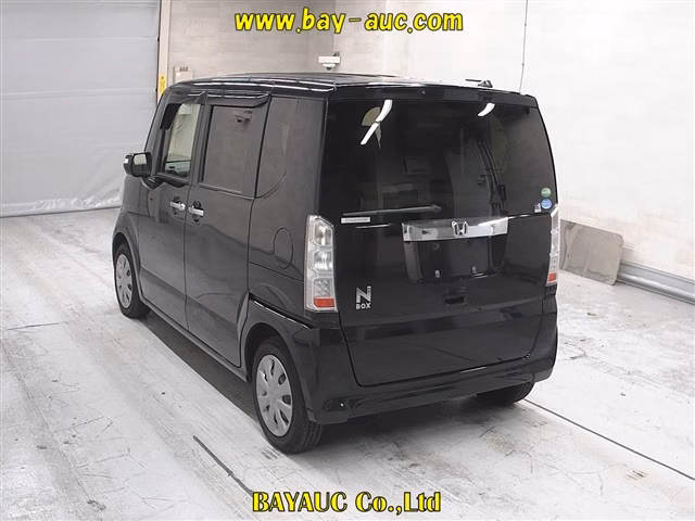 HONDA N-BOX