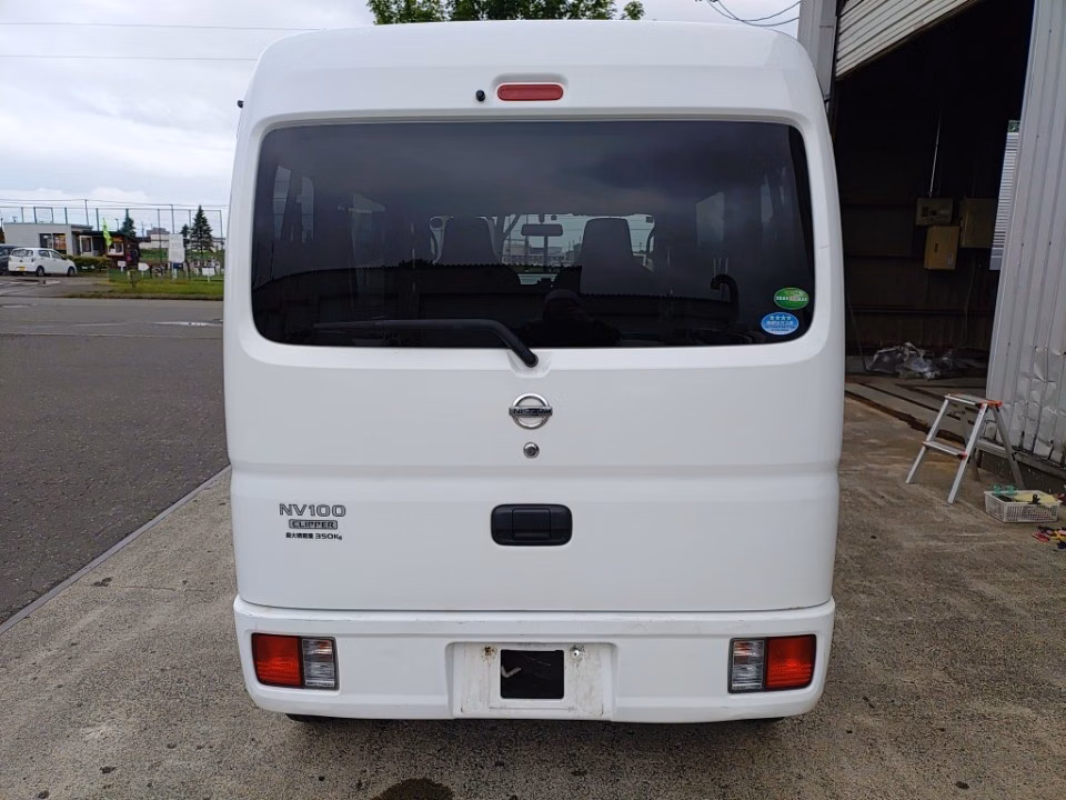 NISSAN NV100 CLIPPER