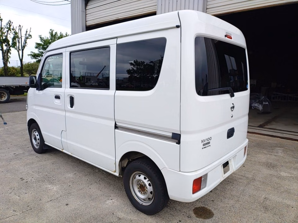 NISSAN NV100 CLIPPER