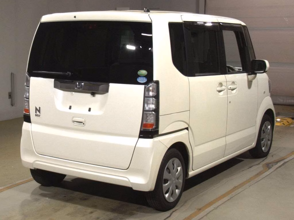 HONDA N-BOX