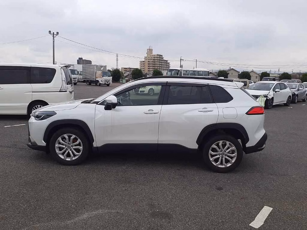 TOYOTA COROLLA CROSS