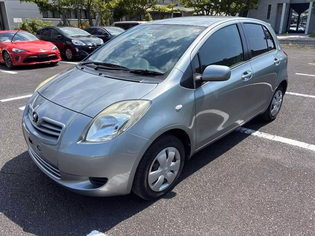 TOYOTA VITZ