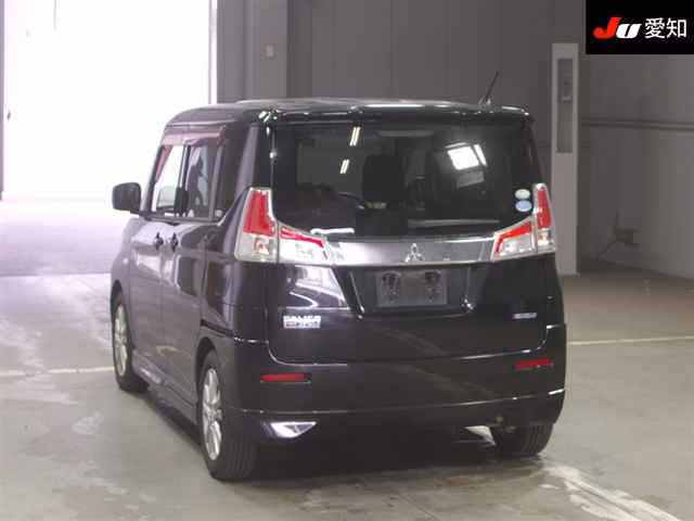 MITSUBISHI DELICA D:2