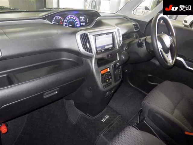 MITSUBISHI DELICA D:2