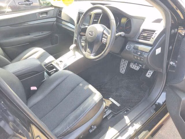 SUBARU LEGACY