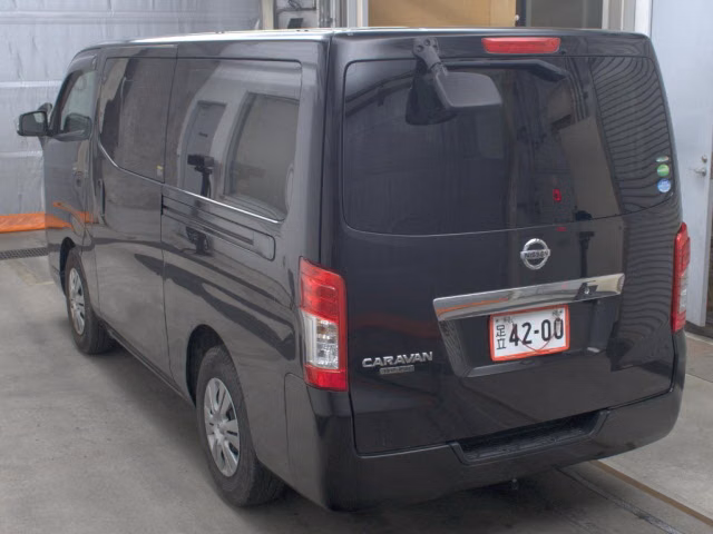 NISSAN NV350 CARAVAN