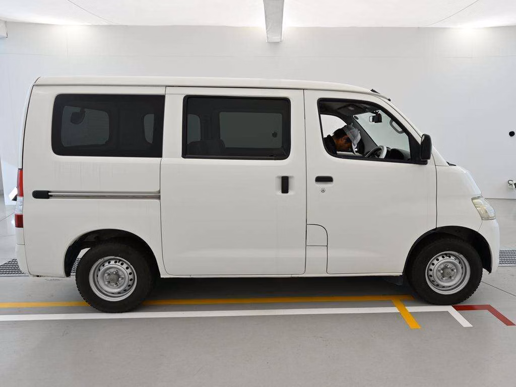TOYOTA LITE ACE