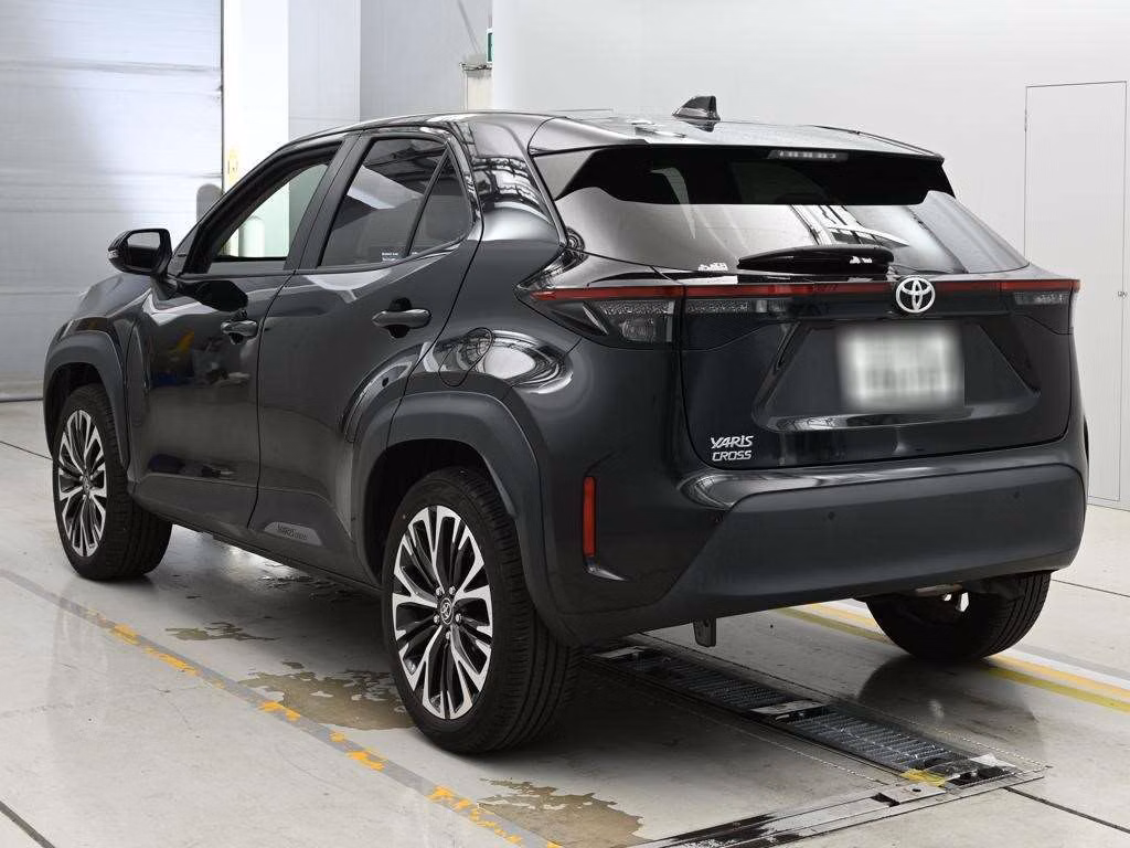 TOYOTA YARIS CROSS