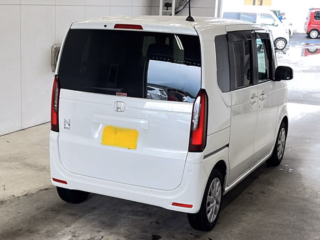 HONDA N-BOX