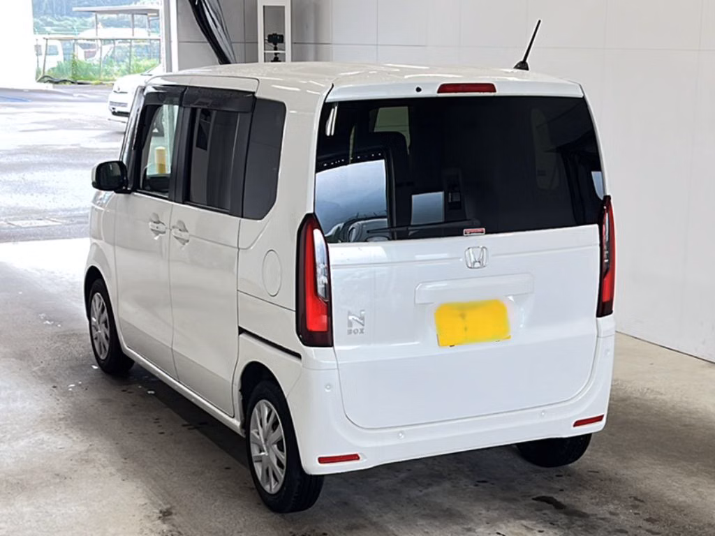HONDA N-BOX