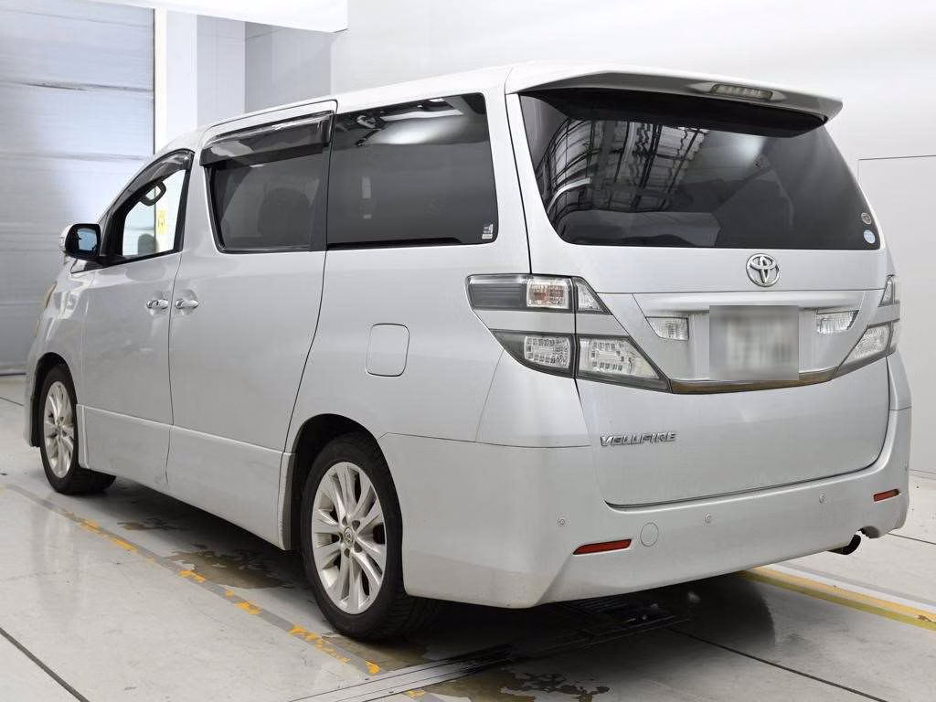 TOYOTA VELLFIRE