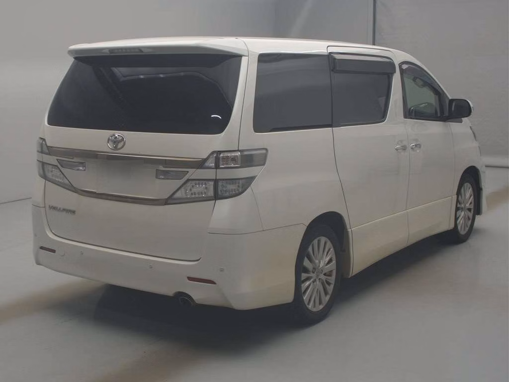 TOYOTA VELLFIRE