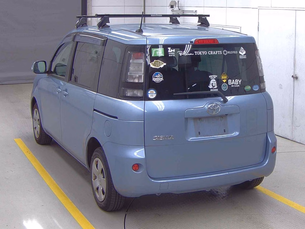 TOYOTA SIENTA